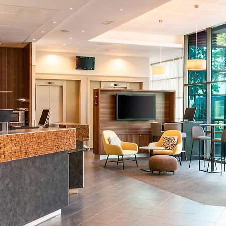 Courtyard By Marriott Paris Saint Denis Hotell Eksteriør bilde