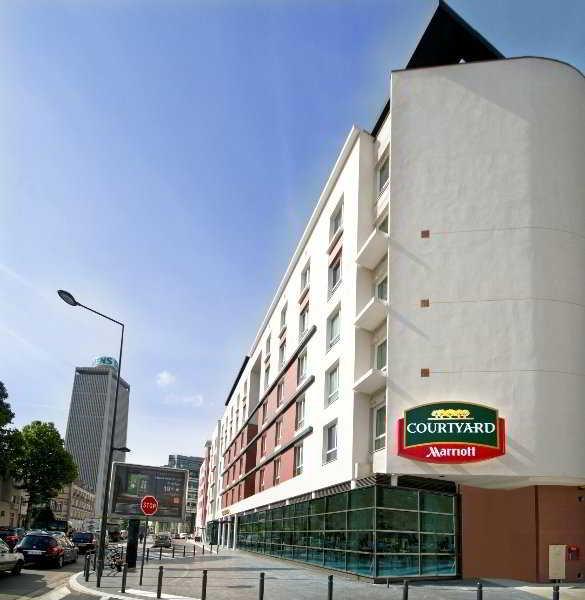 Courtyard By Marriott Paris Saint Denis Hotell Eksteriør bilde