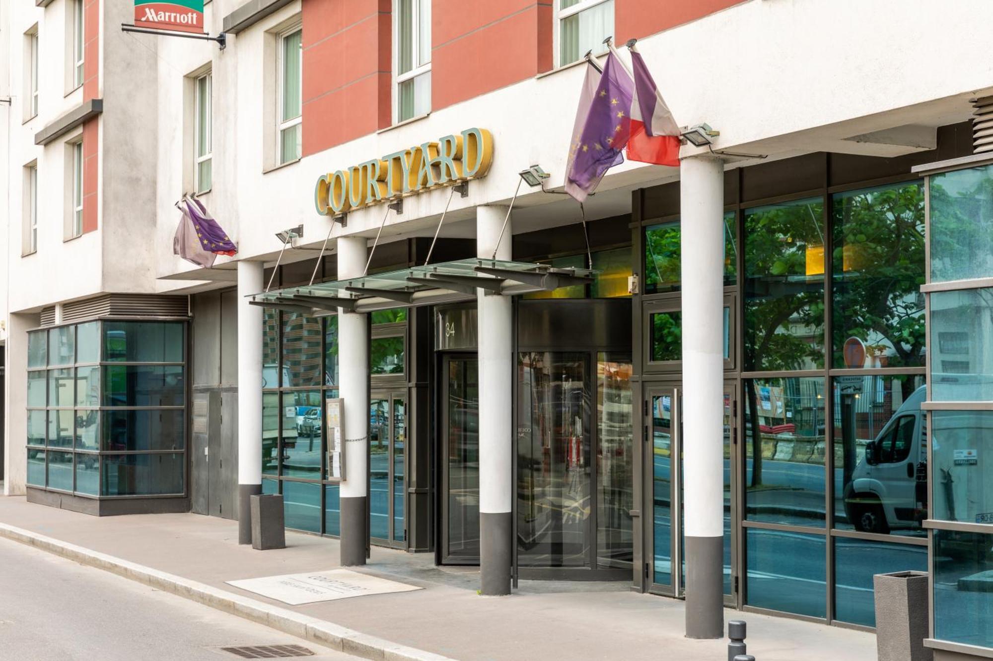 Courtyard By Marriott Paris Saint Denis Hotell Eksteriør bilde
