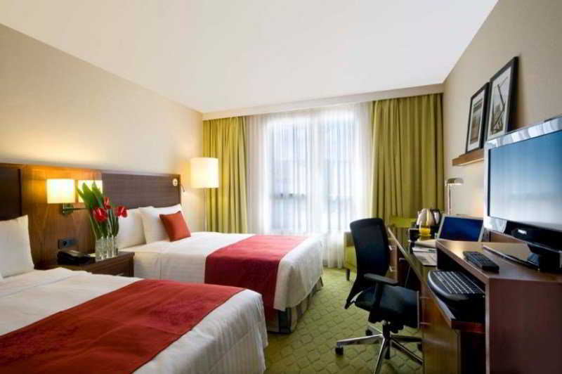 Courtyard By Marriott Paris Saint Denis Hotell Rom bilde